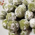 えみゆかりん's cooksnap of when they made サラダ油で抹茶ミルク♡スノーボール.