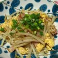 クックWZ3WQY☆'s cooksnap of when they made 簡単✿もやしベーコン卵炒め.