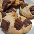 カラオケ師's cooksnap of when they made 某カフェ風♪チョコレートチャンクスコーン.