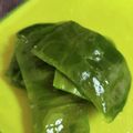 麻's cooksnap of when they made 離乳食に、ピーマンの皮むき.