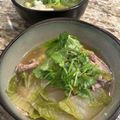 saki1010's cooksnap of when they made 鶏手羽元とにんにくのあったかスープご飯☆.