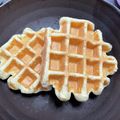 tomako...'s cooksnap of when they made めちゃ簡単＊ヨーグルトワッフル.