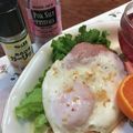 こつゆ514's cooksnap of when they made ハムエッグに粗挽きガーリックと岩塩♪.