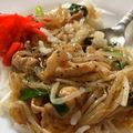 mantacarp's cooksnap of when they made 豚こまとニラもやしあんかけ丼.