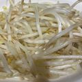★まぁたん★'s cooksnap of when they made レンチンでラーメン屋さんのピリ辛もやし！.