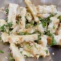 ちび☆あず's cooksnap of when they made お手軽おつまみ。手綱ちくわの大葉和え.