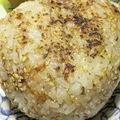 ゆけり３兄弟's cooksnap of when they made 香ばしい♪ バター醤油焼きおにぎり.