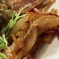 MULA's cooksnap of when they made 簡単❁大根の皮・キャベツの芯・人参金平❁.