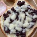 ＊まめゴマ＊'s cooksnap of when they made あんことチーズのトースト.