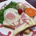 こつゆ514's cooksnap of when they made ハムエッグに粗挽きガーリックと岩塩♪.