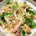 しゅがーぐらいだー's cooksnap of when they made きのことみつばの和風パスタ.