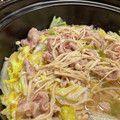 しょーまま♡'s cooksnap of when they made 豚白菜ときのこの無水ごま油鍋.