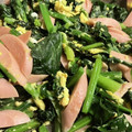 あすか所長's cooksnap of when they made ほうれん草と卵と魚肉ソーセージ炒め.