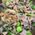 焼肉が人生's cooksnap of when they made 小松菜と豚肉とたけのこの和風炒め.