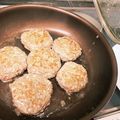 クック1P3ZDN☆'s cooksnap of when they made 簡単☆ジューシーな豆腐ハンバーグ.
