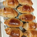 810s's cooksnap of when they made ★話題入り感謝★レーズンバターロール.