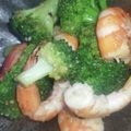 ちゃちゅ2's cooksnap of when they made ボイル海老を使った簡単ブロッコリー炒め.