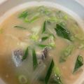 teriyakiko's cooksnap of when they made タラの切り身で☆鱈汁.