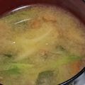 ヨシヨッシー's cooksnap of when they made 昨日のお味噌汁4(ずぼら).
