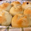 kkcあさこ's cooksnap of when they made レーズンたっぷり♡ふわふわパン.