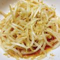 hiromioryo's cooksnap of when they made チン♪もやし・酢・めんつゆ・おかかあえ.