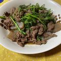 ココにゃんママ's cooksnap of when they made 簡単牛肉こんにゃく春菊の炒め物.