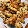 なっさん姫's cooksnap of when they made 節約！鶏むね肉１枚！黒ごまフリッター.