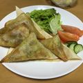 0_maru's cooksnap of when they made サモサ（カレー味じゃがいもの三角春巻き）.