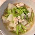 caruga's cooksnap of when they made 蕪と鶏挽肉のあんかけ煮.
