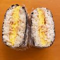 みゅぁ's cooksnap of when they made おにぎらず（豆腐のパックを使って）.