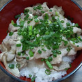 こうのとりヒロシ's cooksnap of when they made 秒速で完食▶▶ねぎ塩だれガーリック豚丼.