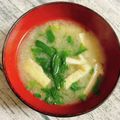 yukarin222's cooksnap of when they made 菊菜と油揚げのみそ汁.