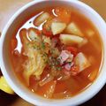 わらいおん's cooksnap of when they made じゃが芋玉ねぎ人参キャベツベーコンスープ.