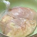 ☆あいちゃん's cooksnap of when they made 鶏胸肉がやわらかくなるブライン液.