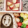 どらど～ら's cooksnap of when they made カオナシのおにぎり　キャラ弁！.