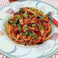 在宅勤務のおじさん's cooksnap of when they made 超簡単。ツナときのこのトマトパスタ。.