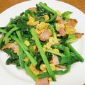 vabochan's cooksnap of when they made ほうれん草とコーンとベーコンのソテー☆.