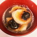 妻はベトナム人's cooksnap of when they made ゆで小豆缶1缶で4人分おしるこ.