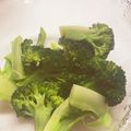 さちぶた♪'s cooksnap of when they made ブロッコリーのゆで方と切り方.