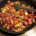 まんだちゃん's cooksnap of when they made 新じゃがと挽肉の甘辛炒め煮.