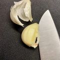 島子☆'s cooksnap of when they made 簡単にんにくのみじん切り&スルッ皮むき☆.