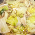 Hightea1's cooksnap of when they made ちょ～簡単♪レタス丸ごとぺろりん炒め♪.