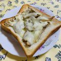 ankotetu's cooksnap of when they made シャキシャキ舞茸チーズトースト♪.