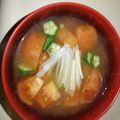 白いぐれーぷ's cooksnap of when they made 美肌！疲労回復！　オクラとトマトの味噌汁.