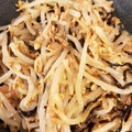 ポムポムポヨコ's cooksnap of when they made レンジで簡単！もやしとツナの塩昆布和え.