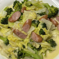 クックRHOO65☆'s cooksnap of when they made ♡白菜と玉ねぎとウインナーのマヨ炒め♡.