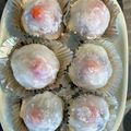 ☆maripei☆'s cooksnap of when they made 白玉粉は高いから・・・だんご粉イチゴ大福.