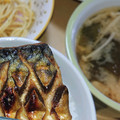 2児ママみきてぃ's cooksnap of when they made えのきとわかめのお味噌汁✿.