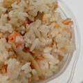 hummered's cooksnap of when they made 塩鮭としめじの炊き込みご飯.