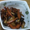 みぃくんのママ's cooksnap of when they made にんじんとしめじの甘辛炒め.